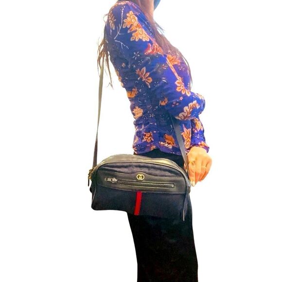 Gucci navy Gg canvas web shoulder bag - Picture 1 of 13
